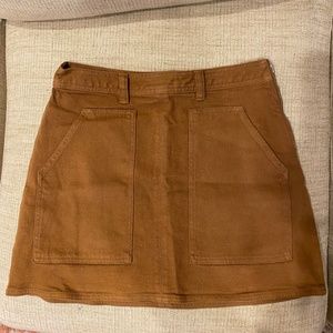 ARITZIA WILFRED SKIRT - SIZE 10